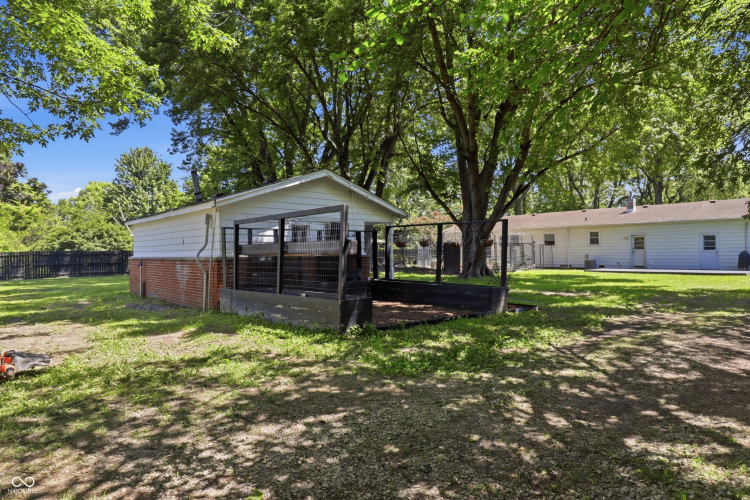 Listing Image 38