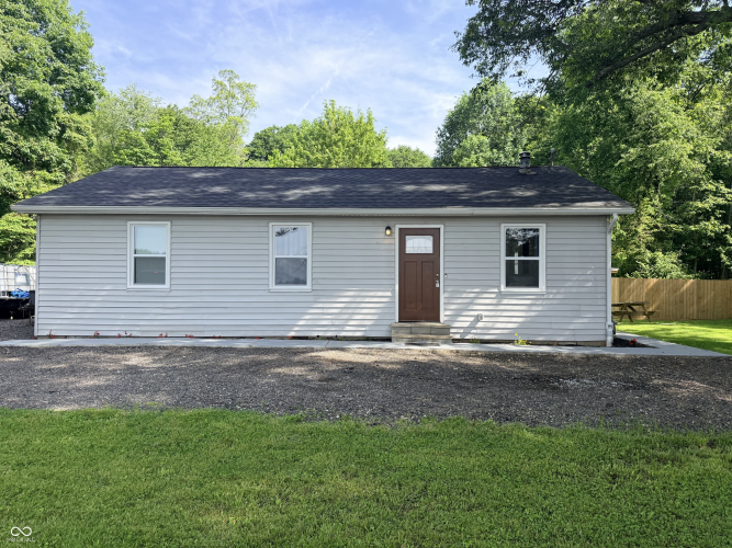 Listing Image 6