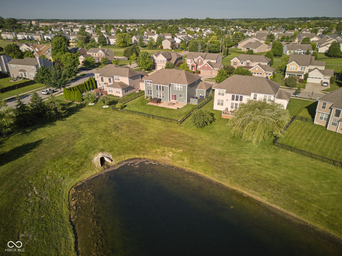 Listing Image 64