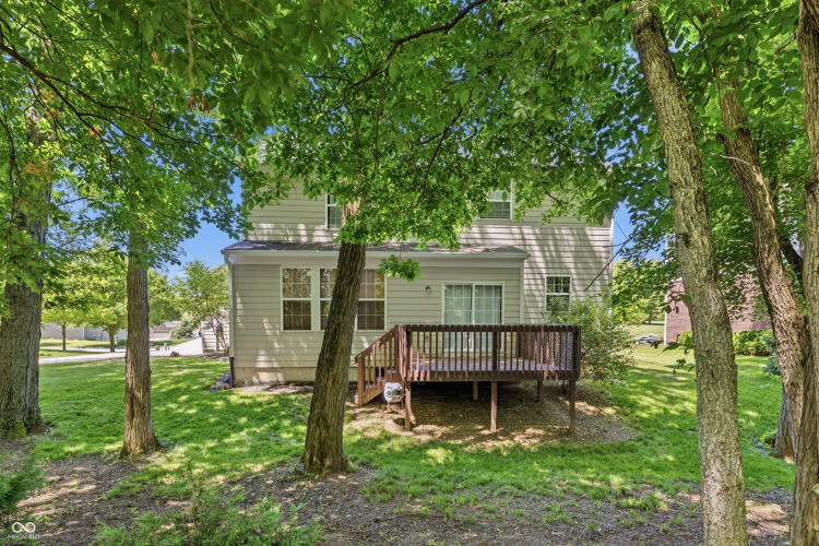 Listing Image 6
