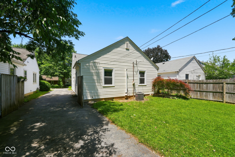 Listing Image 33