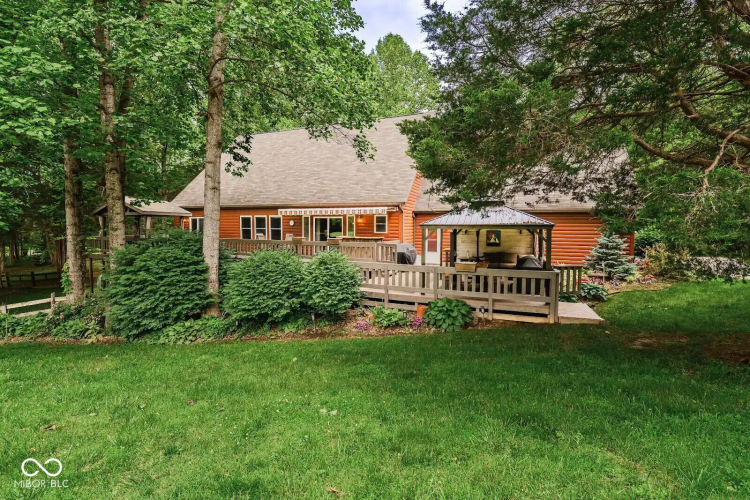 Listing Image 44