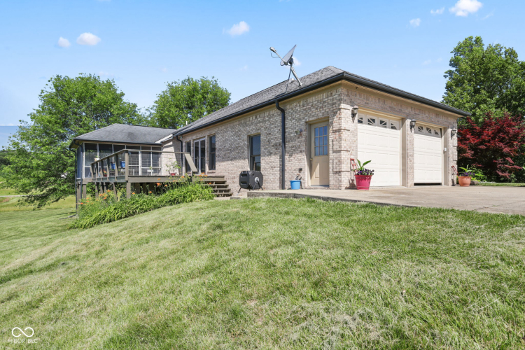 Listing Image 47