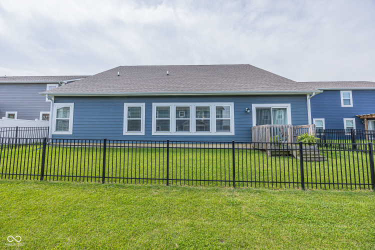 Listing Image 40