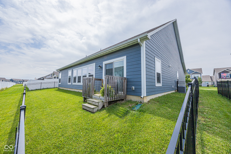 Listing Image 41