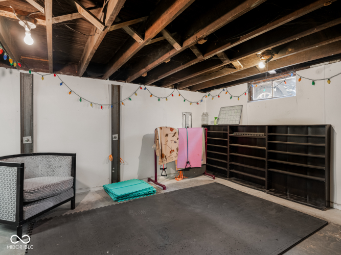 Listing Image 37
