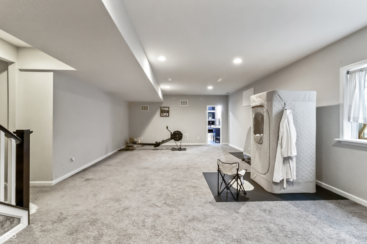 Listing Image 47