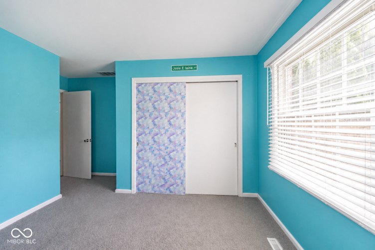 Listing Image 28