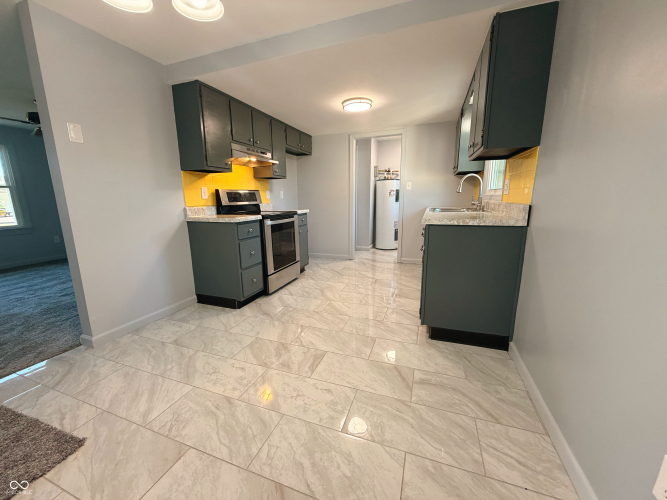 Listing Image 7