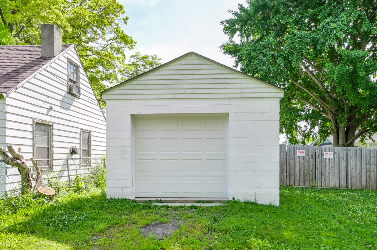 Listing Image 16
