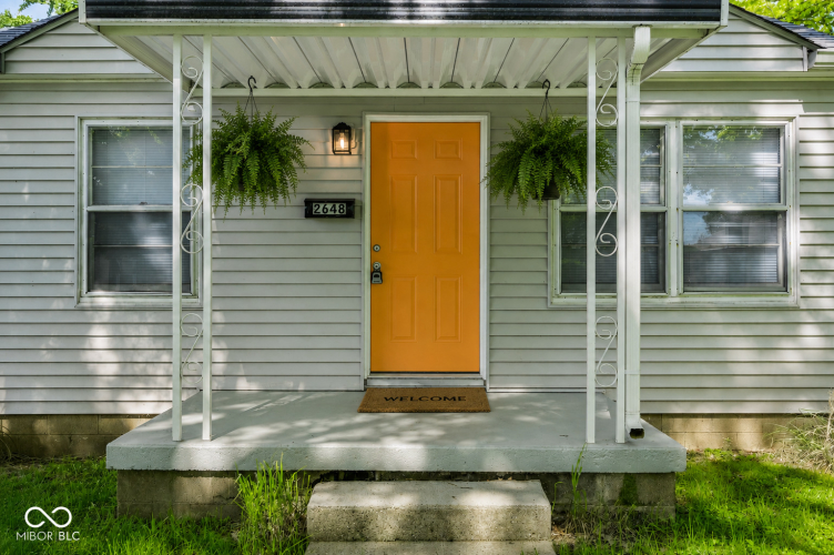 Listing Image 3