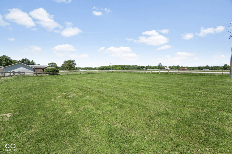 Listing Image 28