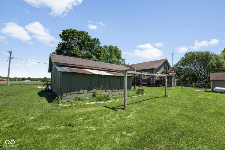 Listing Image 33