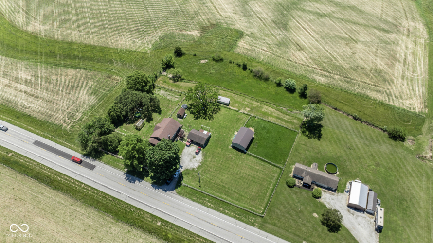 Listing Image 36