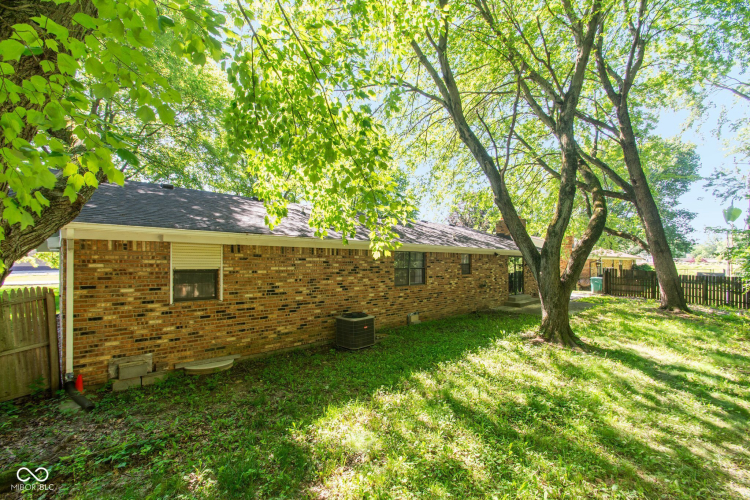 Listing Image 20