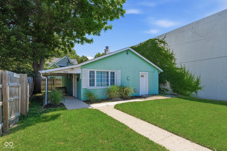 Listing Image 15