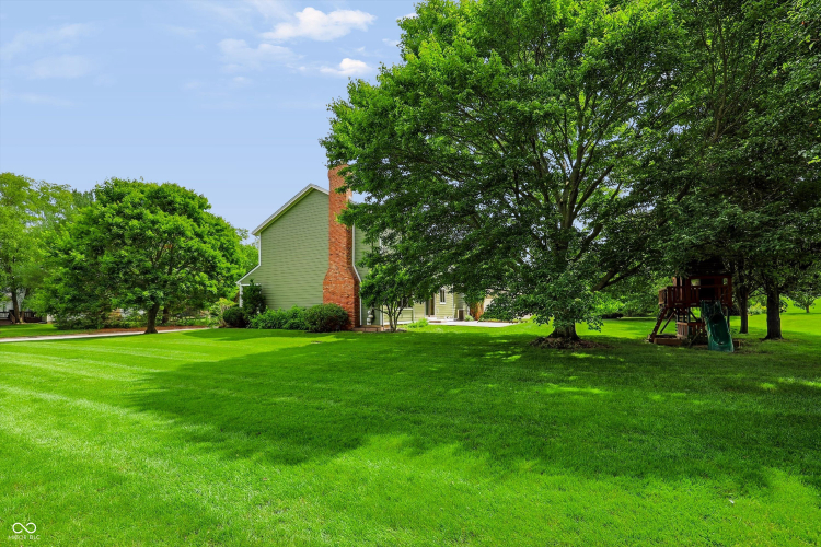 Listing Image 102