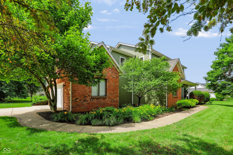 Listing Image 111