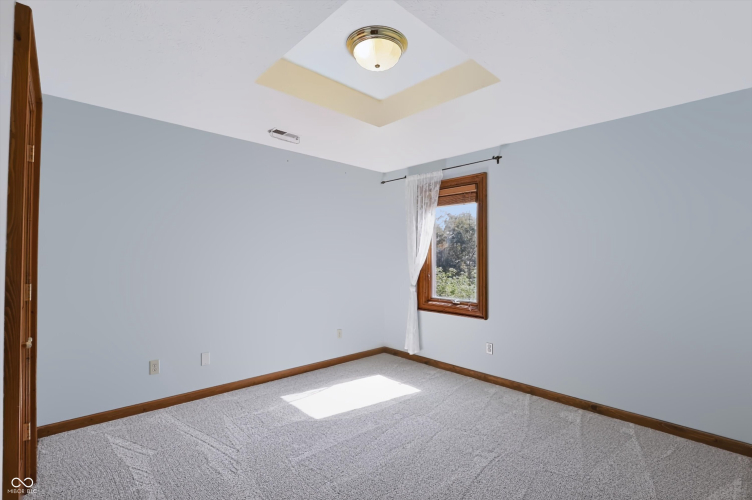 Listing Image 55