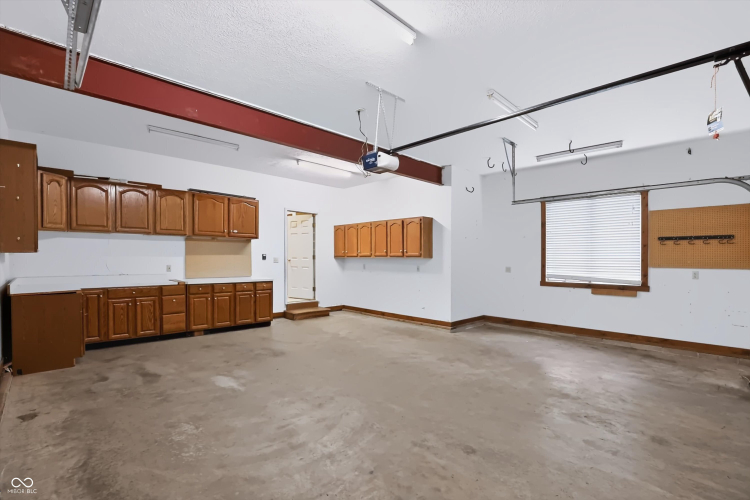 Listing Image 85