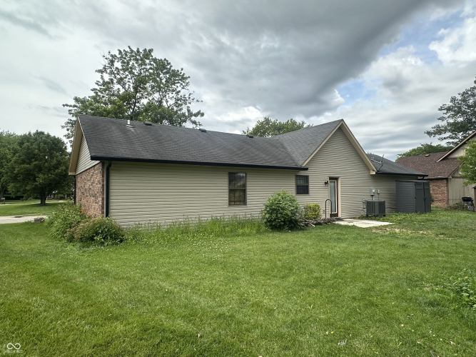 Listing Image 33