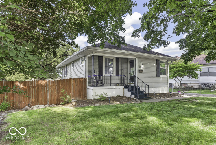 Listing Image 2