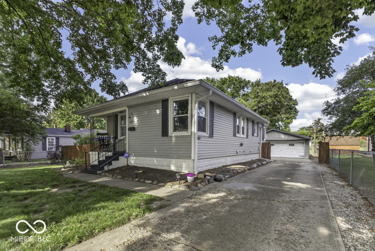Listing Image 37