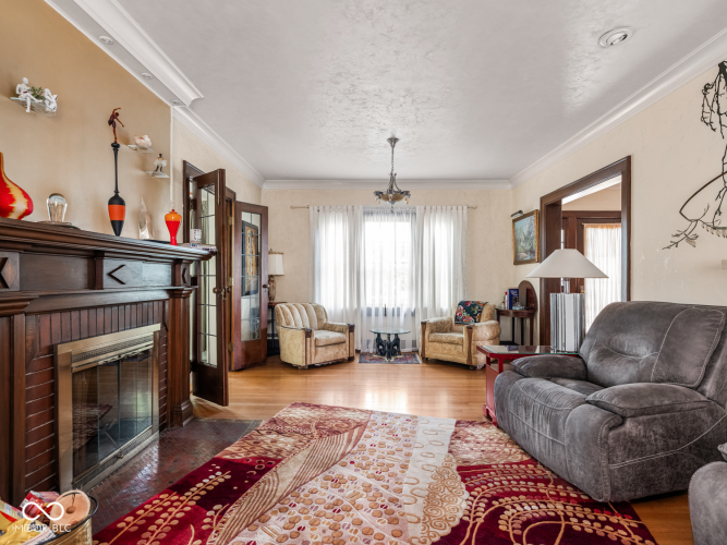 Listing Image 18