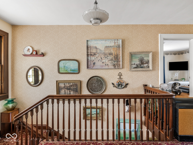 Listing Image 38