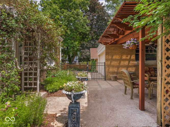 Listing Image 59