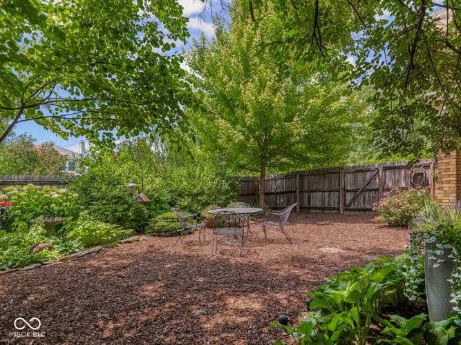 Listing Image 64