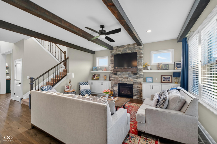 Listing Image 13