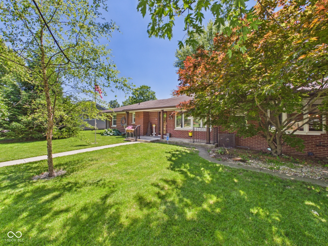 Listing Image 3