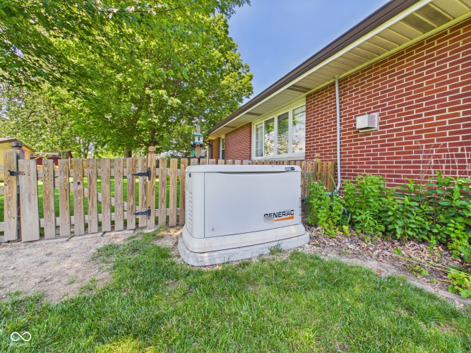 Listing Image 37
