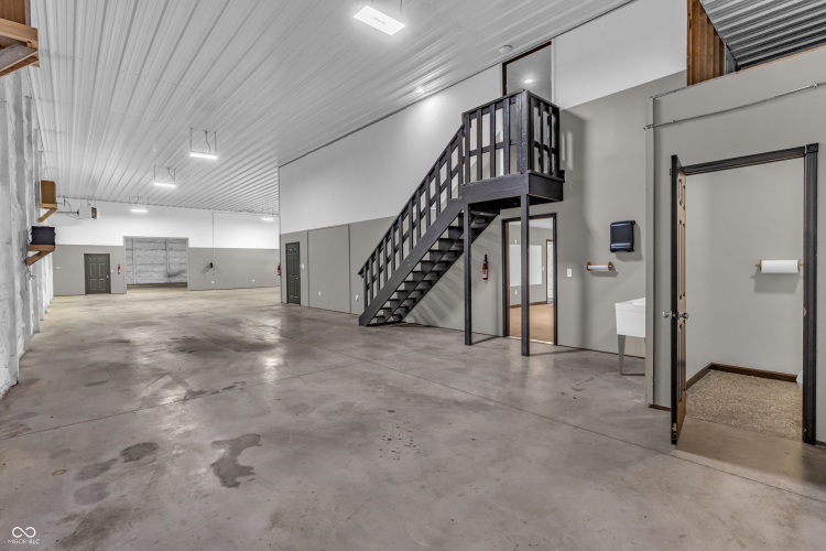 Listing Image 65