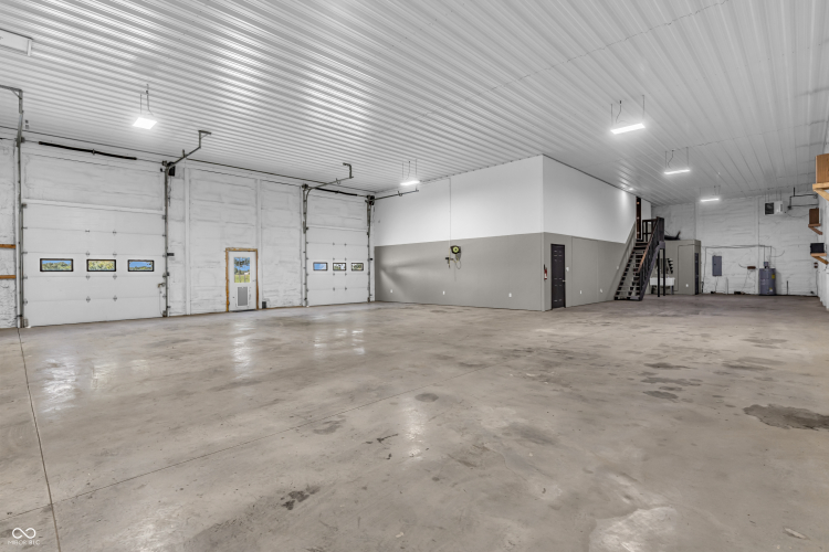 Listing Image 71