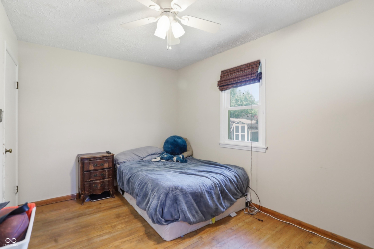 Listing Image 25