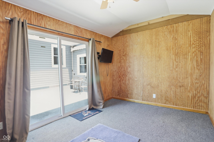 Listing Image 41