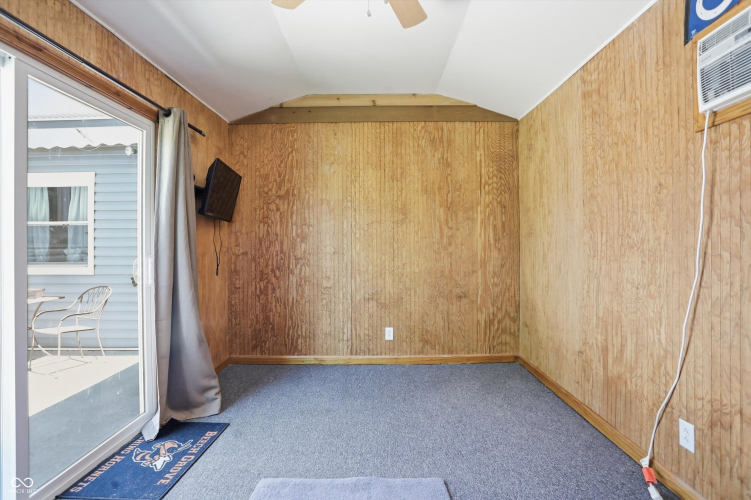 Listing Image 42