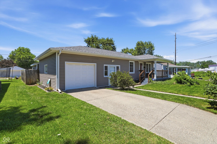 Listing Image 53