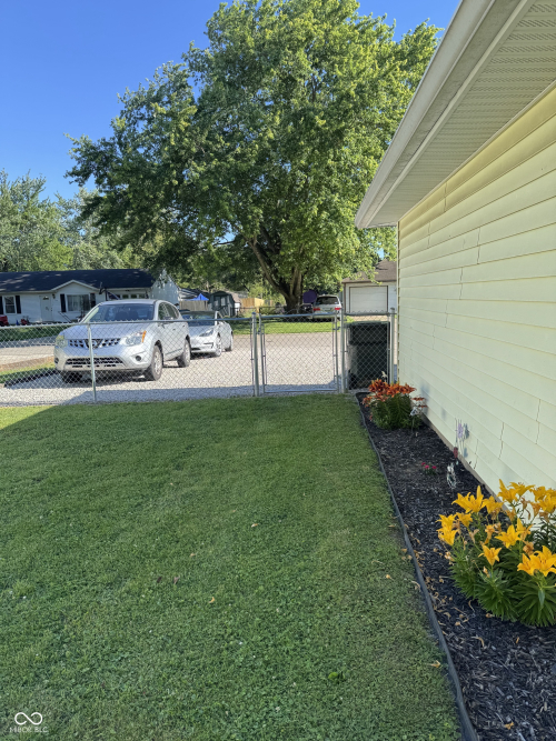 Listing Image 23