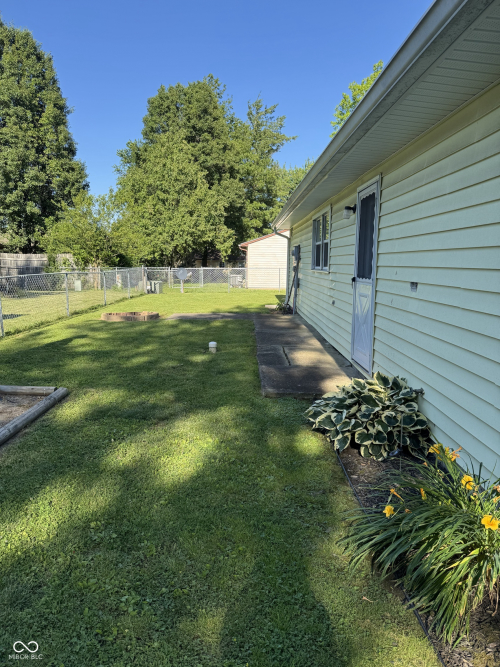 Listing Image 24