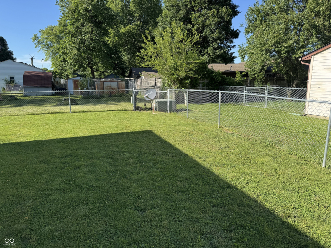 Listing Image 27