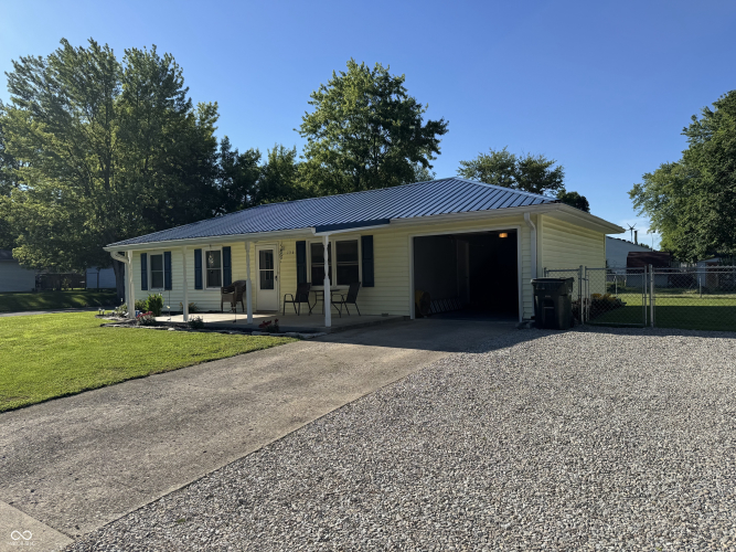 Listing Image 32