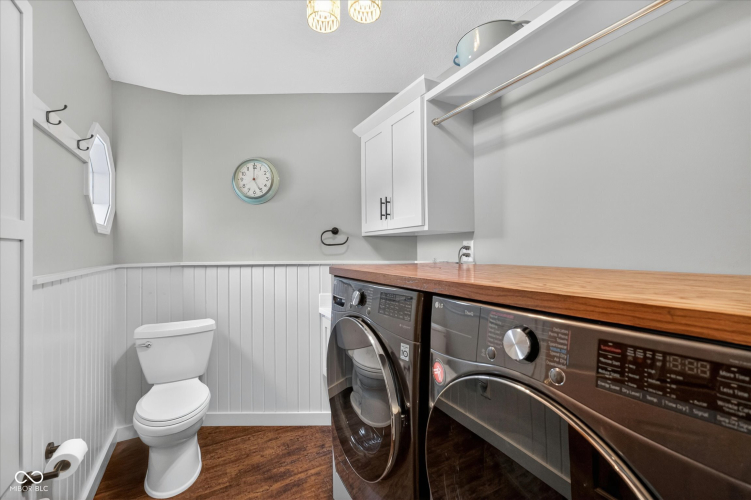 Listing Image 19