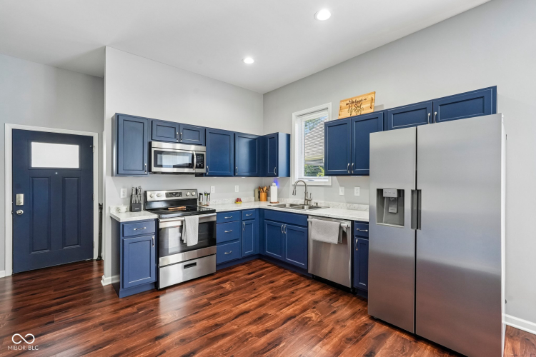 Listing Image 15