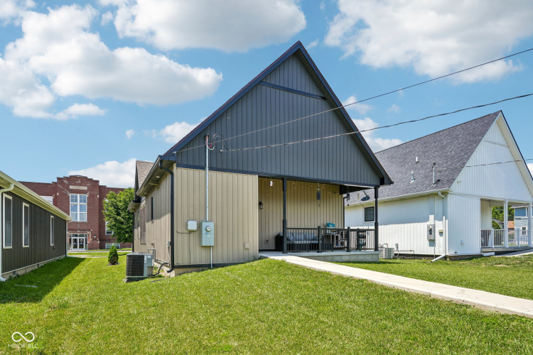 Listing Image 47