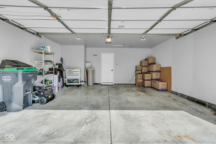 Listing Image 33