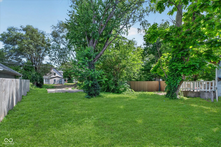 Listing Image 38
