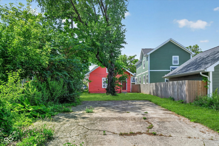Listing Image 40